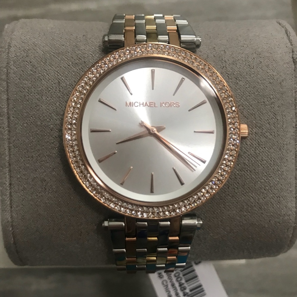 Women’s Michael Kors watch (MK3203)